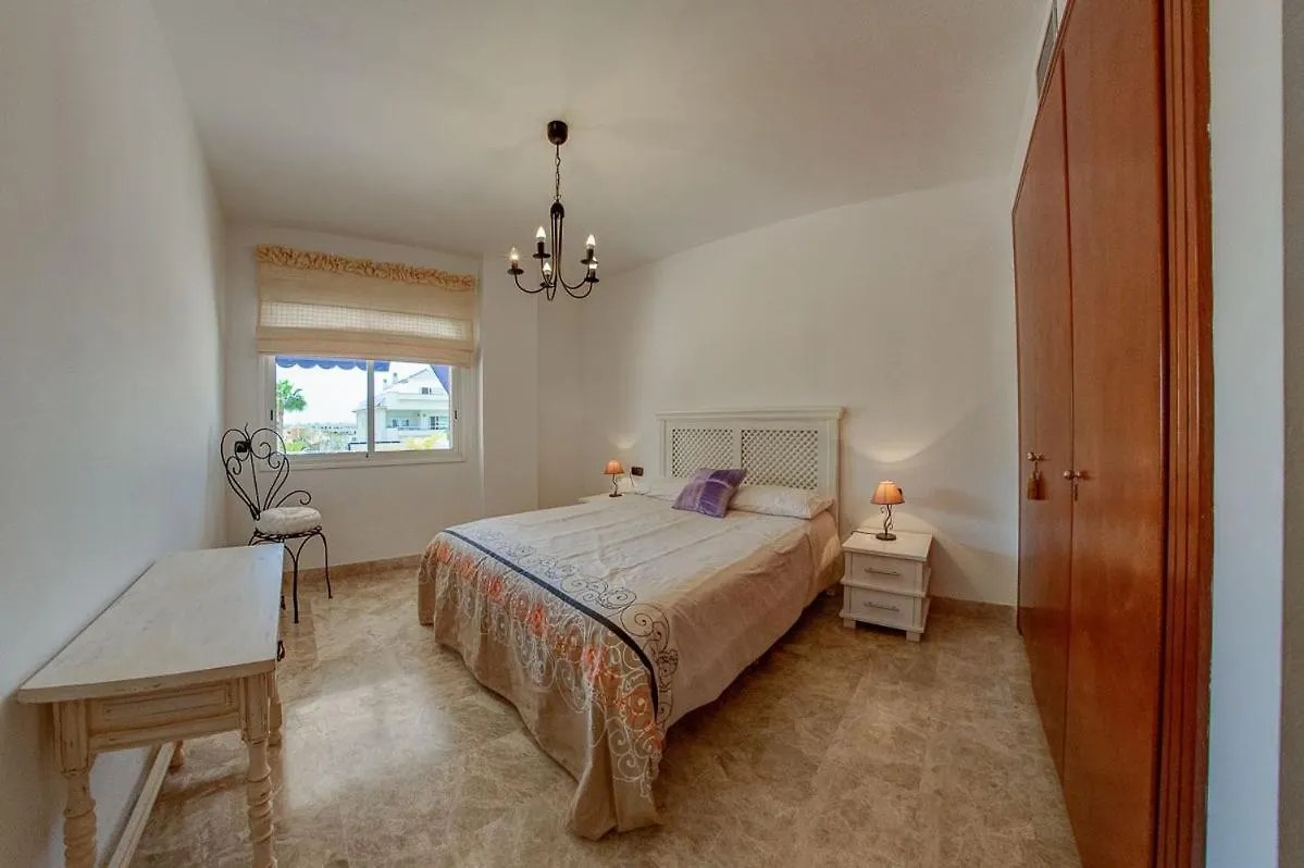 לוס כריסטיאנוס Apartamento Graciosa 0*, לוס כריסטיאנוס
